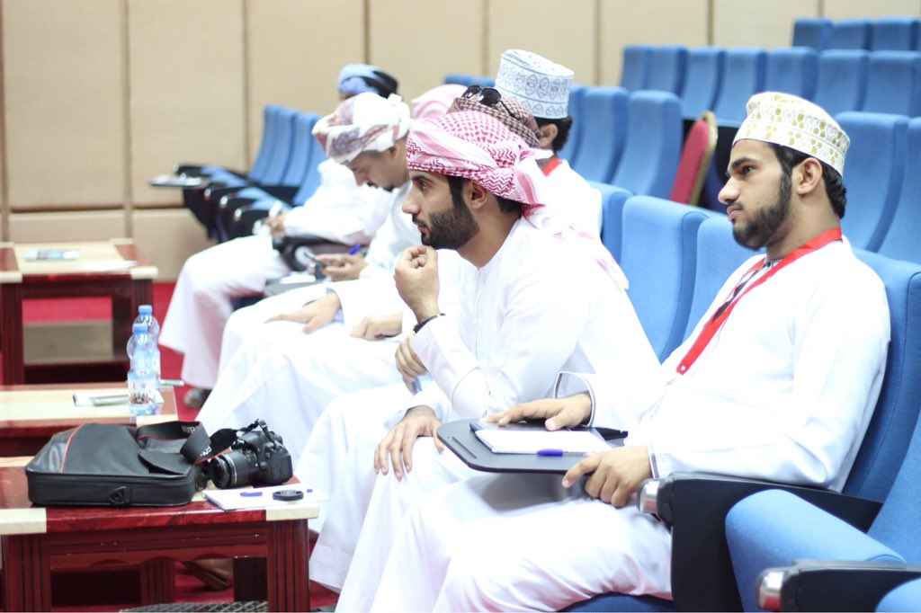 omanis_1's tweet photo. ورشة تصوير الموديل
مع رند الخطيب
#ملتقى_بكسل2 https://t.co/tktBxHjJCf