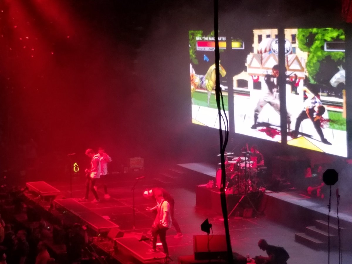 ScriptOhio's tweet photo. ADTR blew up Pittsburgh last night! @jeremymckinnon said it was their biggest (crowd size) headlining show of their careers. Arena was JAMMED PACKED. They crushed, like always!! #ADTR #ADTR15 #RightBackAtItAgain https://t.co/P0roUjfCg6