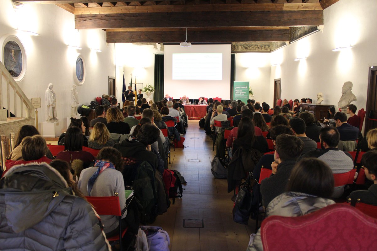 LA GREEN ECONOMY FA IL PIENO DI ENERGIE. 15MILA PRESENZE A TRENTO E NELLE FABBRICHE DELLA SOSTENIBILITÀ | In migliaia, soprattutto giovani, agli appuntamenti per scoprire il futuro dell'economia sostenibile. 
Leggi la notizia qui: goo.gl/JhjEV7
#GreenWeek18