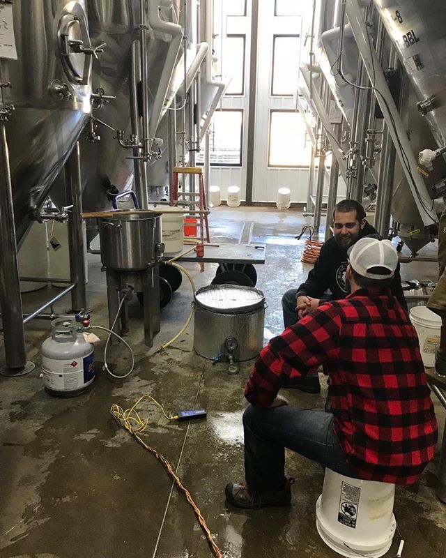 PotosiBrewingCo's tweet photo. What does a Potosi Brewer do on Saturday afternoon. They home Brew with friends. #potosi #craftbeer #wisconsindistributors https://t.co/Cz67kHX2ak https://t.co/HZR7SlQzeH