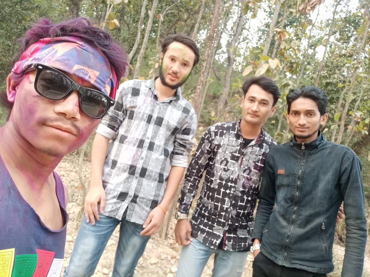 डा. जनै हराएको बाहुन (@dhankuteli) on Twitter photo 