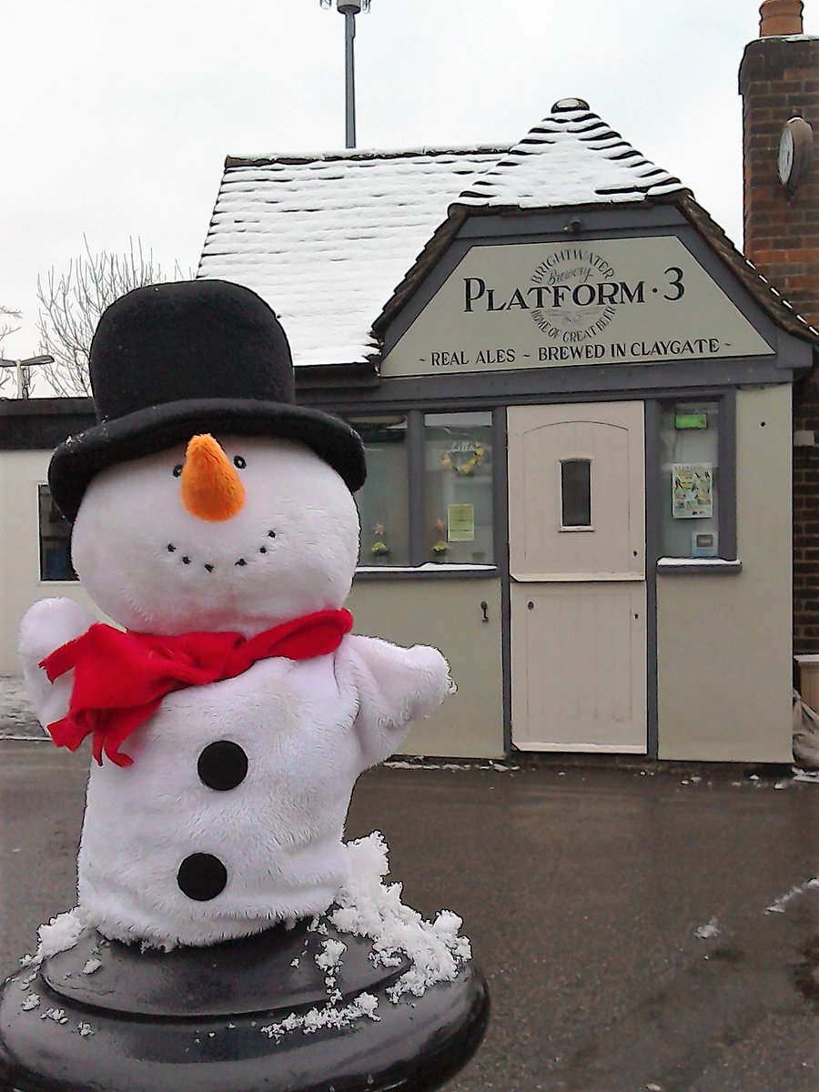 SmallestPubinUK's tweet photo. We love seeing your photos of @SmallestPubinUK in the snow like this one with the 'mini beast from the east' #Platform3Claygate ❄️❄️ https://t.co/sqNc9xcF2j