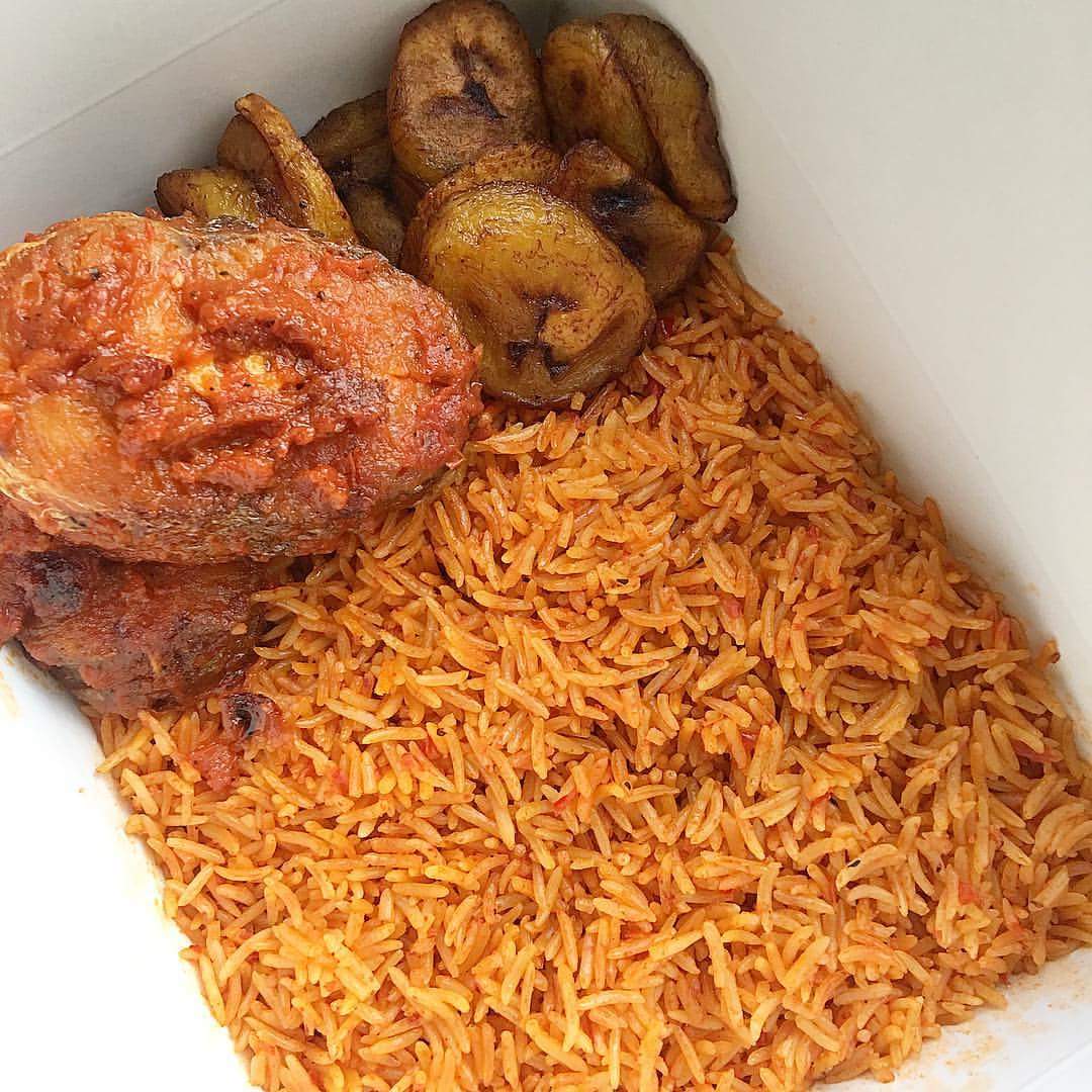 djudje12's tweet photo. @ayosogunro @British_Airways For the avoidance of doubt, here are pix of dodo accompanied meals, they never walk alone https://t.co/GGhUt0ZxZ3