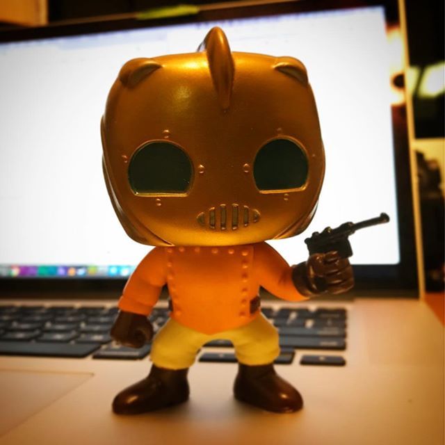 GarageMovieGuy's tweet photo. Time to jump into the Gee Bee and get to researching The Rocketeer!
.
.
.
.
.
#TheRocketeer #moviereviews #funko #funkopop #funkopopvinyl #rocketman #researchmodeactivated https://t.co/PjuGfaZSNs https://t.co/RfsYTxuepX