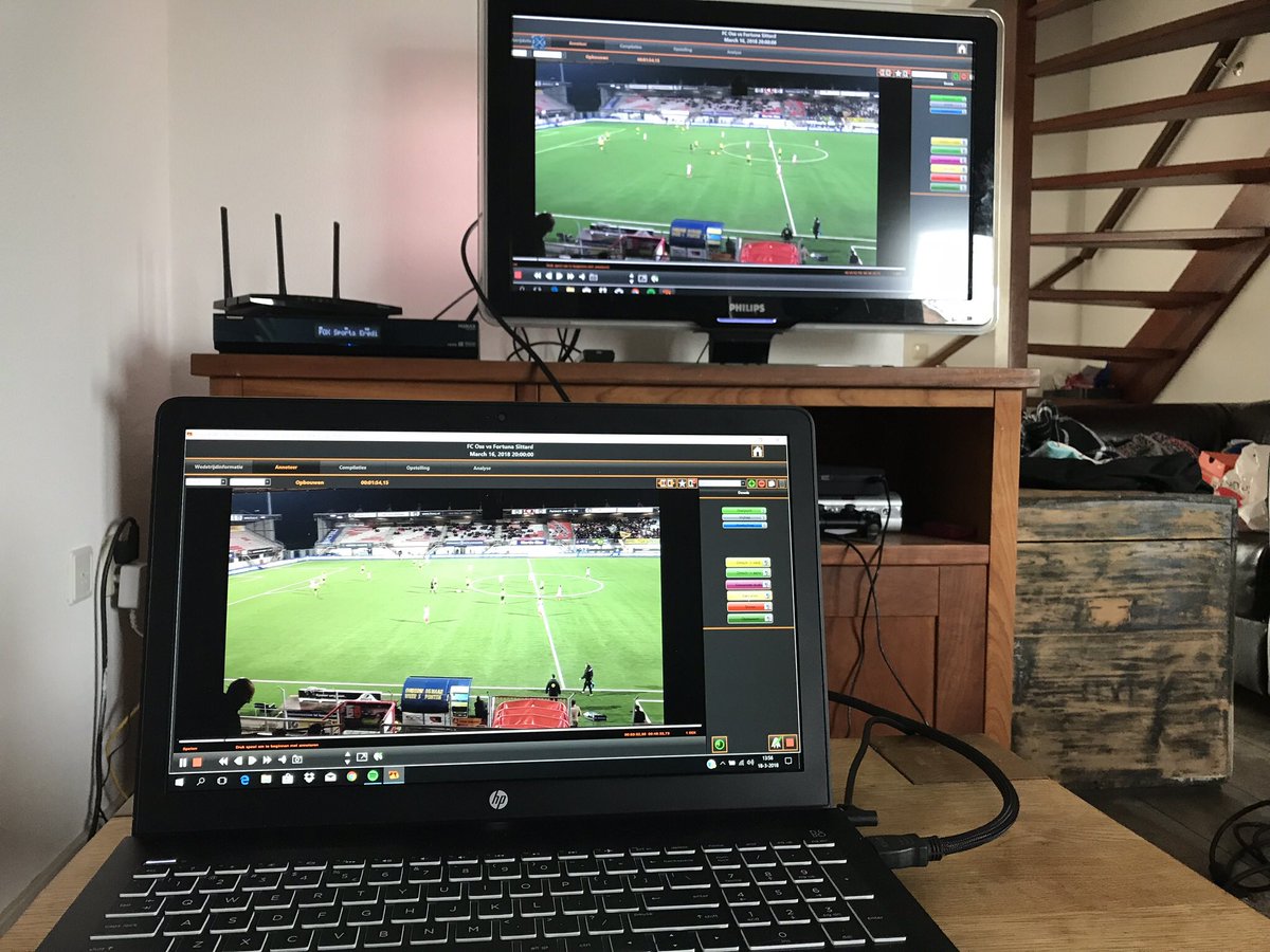 dennisendebbie's tweet photo. De beelden van #ossfor analyseren #Soccerlab #FCOss #videoanalysis https://t.co/XCYTymFXJp