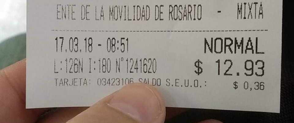 cunadelanoticia's tweet image. ¿Equivocación?: #LaMixta comenzó a cobrar anticipadamente el #aumento del #boleto
cunadelanoticia.com/?p=140617 #Rosario #TransporteUrbanoDePasajeros #TUP #Transporte #Colectivo