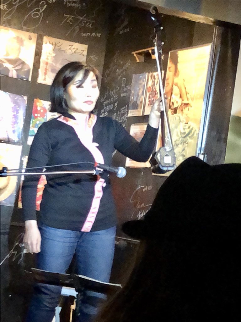 H 福田綾子 Etiketa Sto Twitter