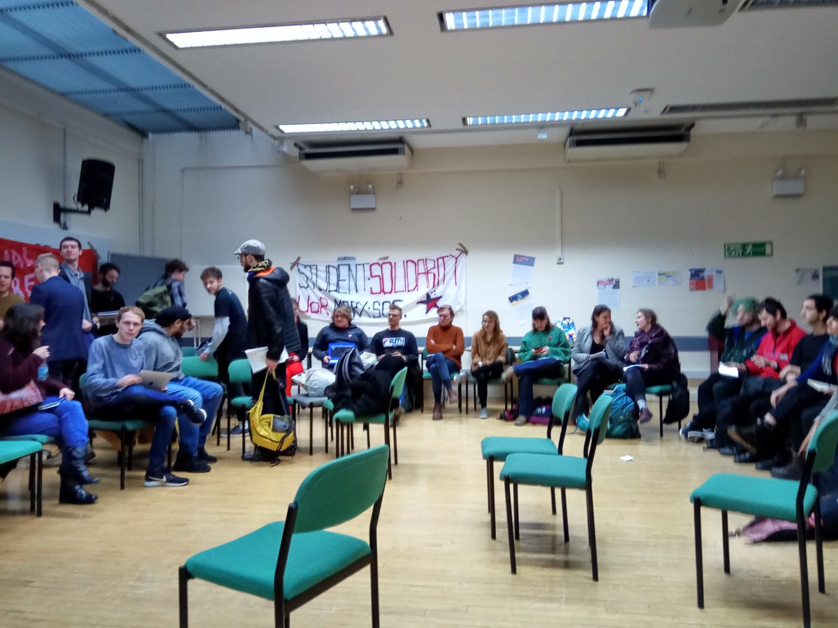 OccupiedStrath's tweet image. Here at the Student-Worker Solidarity summit we've decided to move to a circle formation to get more democratic formation. Fantasy discussion so far!

#SolidaritySummit
#WeAreTheUni