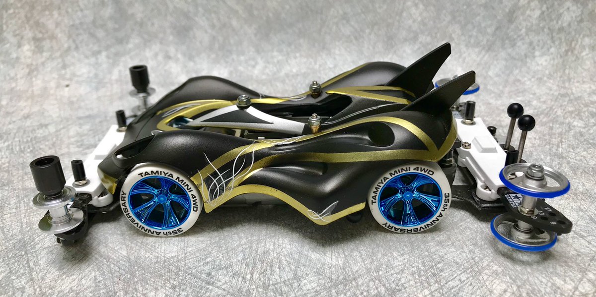 コンデレ】うぼんさんのスピンアックス MK.II イエローラインです