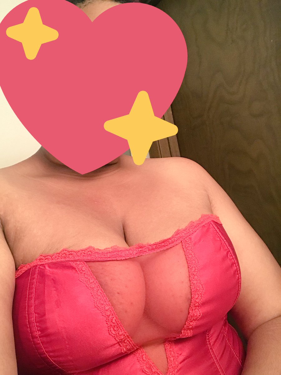 youjustrude's tweet photo. WHAT YEAR IS IT #thetiddiesareback https://t.co/geMFWFK4tM