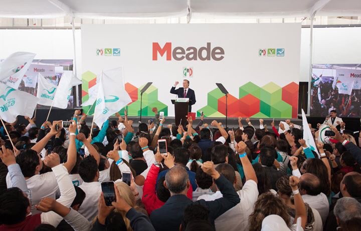 PRI_Nacional's tweet photo. Quiero trabajar en equipo con los empresarios, con los campesinos y pequeños productores, con todas y todos para llevar a México 🇲🇽 al lugar que merece. @JoseAMeadeK #TodosPorMéxico https://t.co/mBzgZqGY8H