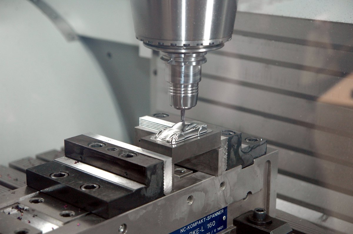 Startup stellt Plattform zur #Shopfloor-Vernetzung vor i-need.de/?Artikel=139798 <a href="/Heronius2/">Heronius</a> #Fertigungsauftragsplanung #Smartfactory #Robotics