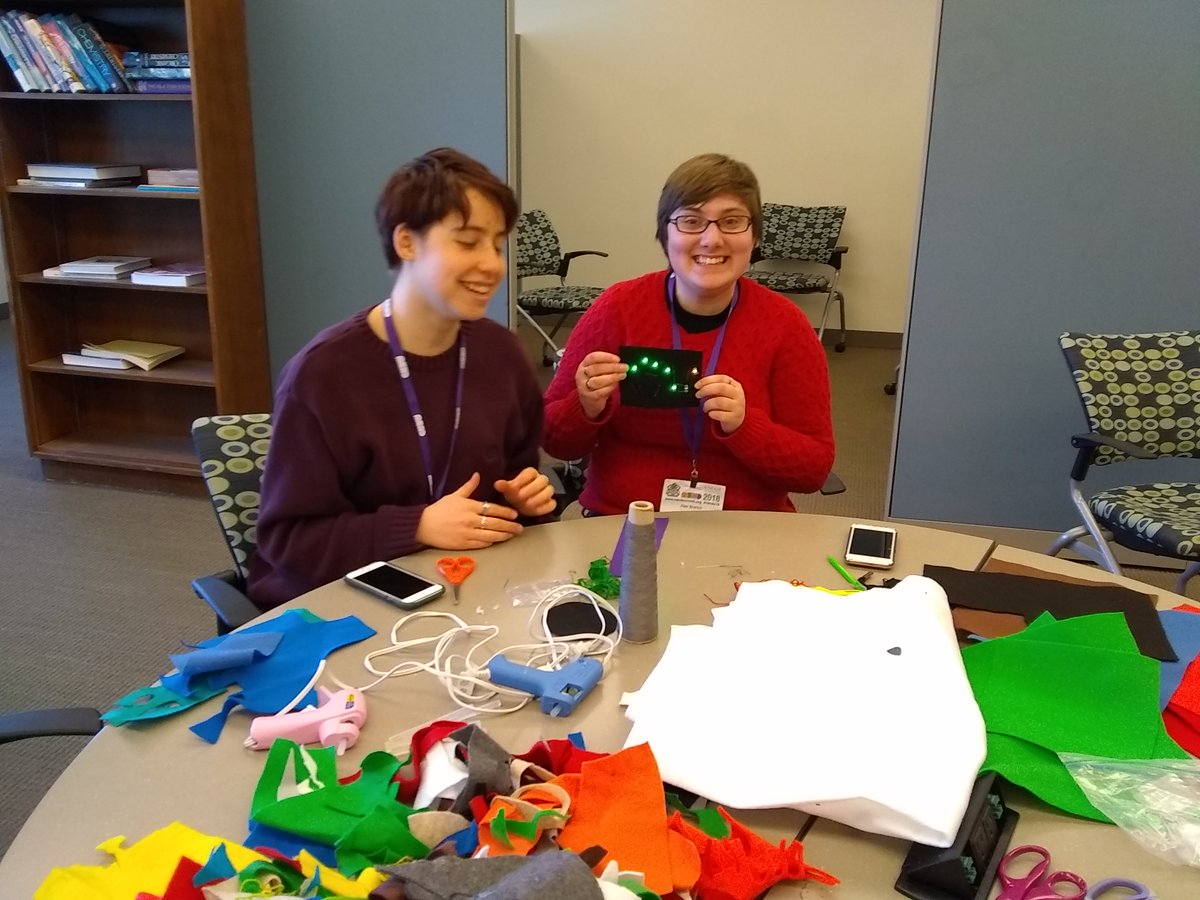 AmherstMakers's tweet photo. It works! @staralexb making e-textiles at #nerds18 with @ChristineMakes https://t.co/7j43gtvoiS