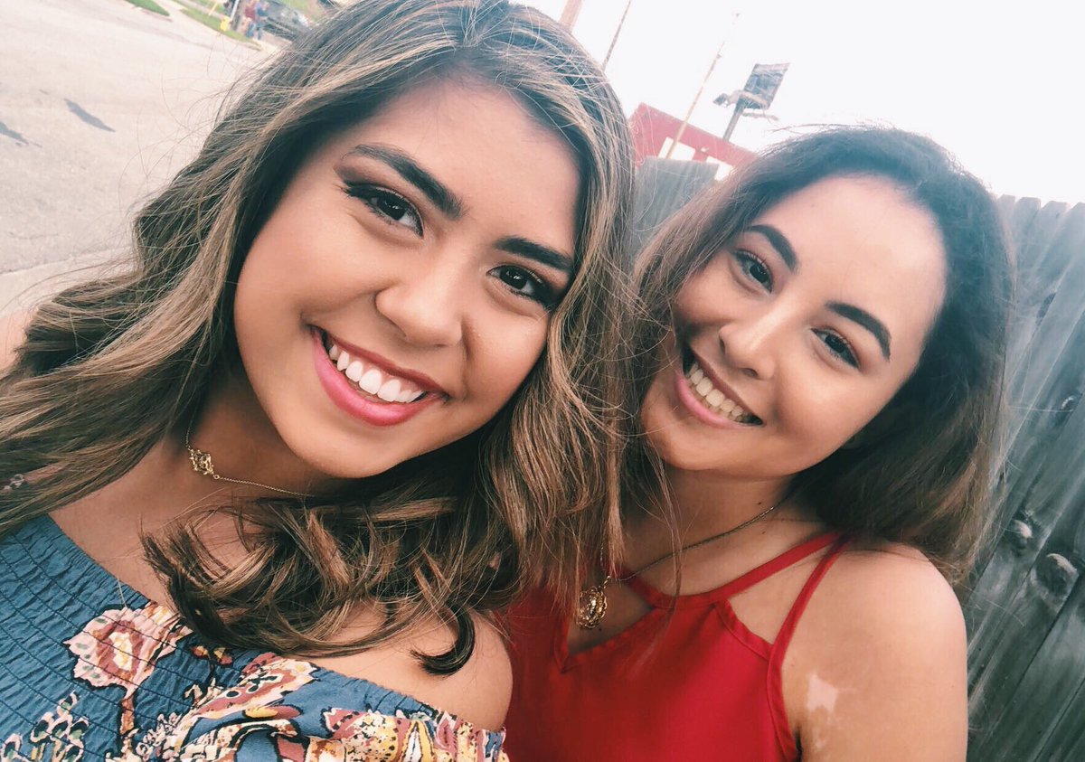 alyssa_noelle22's tweet photo. Cody Johnson 💛 #SBOTC
@lala_fernandez_ https://t.co/Jm8MhcPXKc