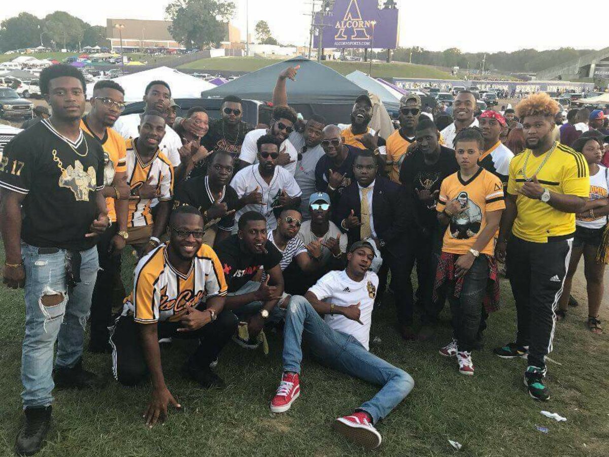 iamking_kyle_'s tweet image. Happy Charter Day to all the brothers of Delta Kappa! #2YearsIn #98thHouse 🦍🤙🏽#ΔΚ