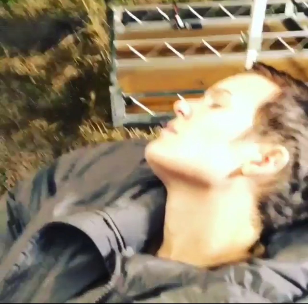 ArgentinaDead's tweet image. El cast de #FearTWD divirtiéndose y Maggie durmiendo. Los amo tanto  😍 #FearTWD #FearFamily