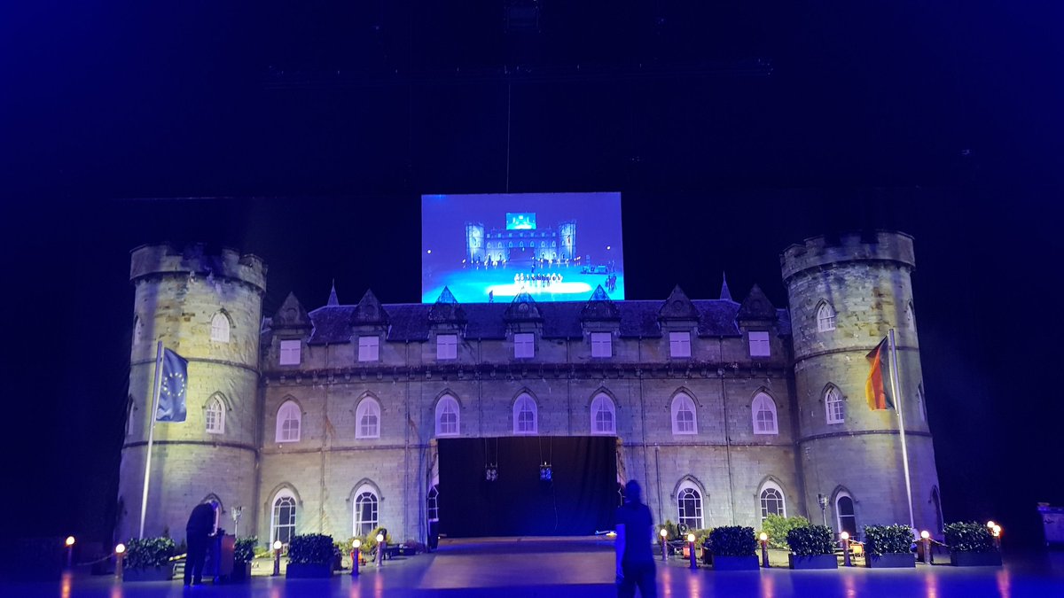 Fascinating Drums on the big screen at the rehearsal <a href="/Musikparade/">Musikparade</a> @koepi_arena