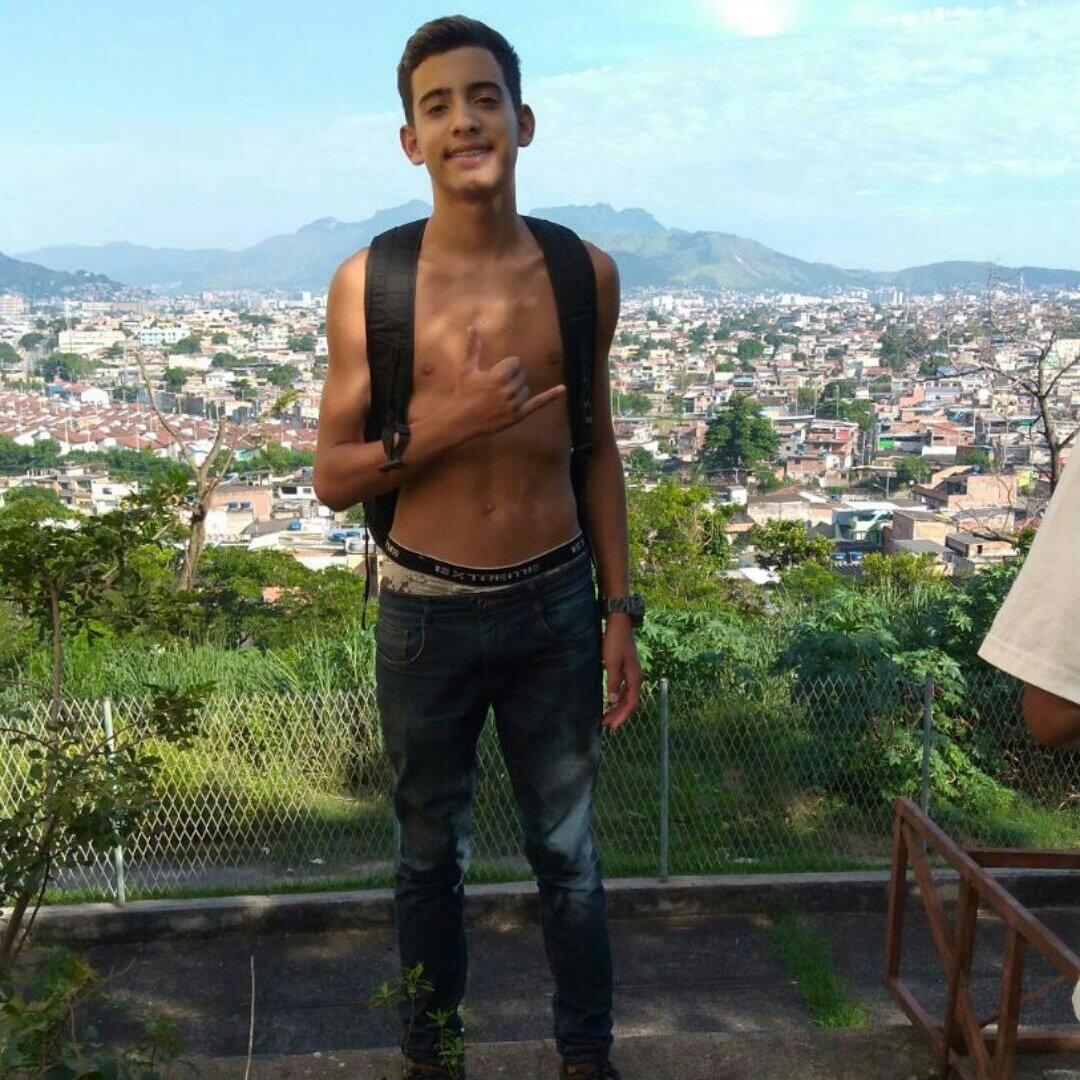 Leonardotaai's tweet photo. #NewProfilePic https://t.co/u6mTS2cFVp