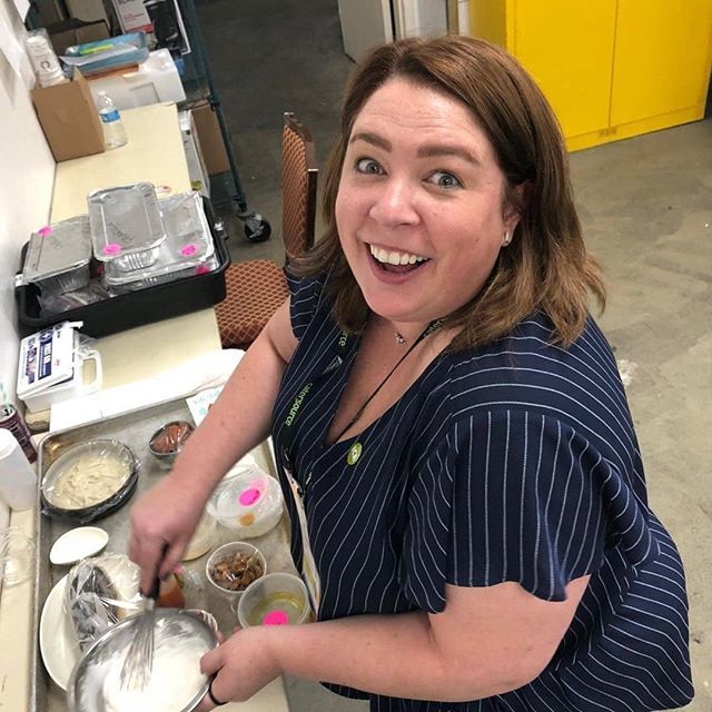 Good_Gracious's tweet image. A throwback to #Catersource2018! Chef Joanne in the kitchen with @jenniecooks spreading plant-based love. #regram: @jenniecooks