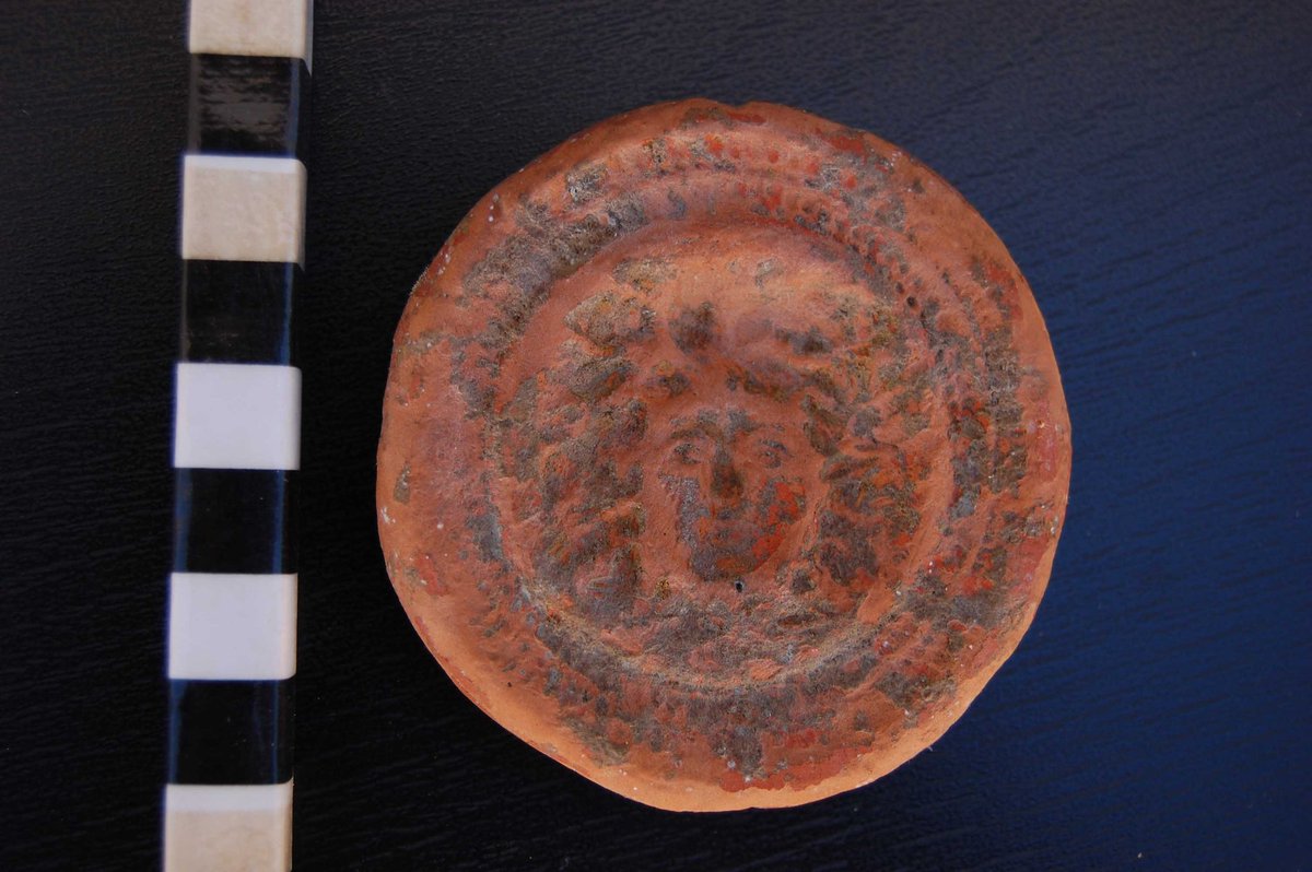 Avete mai assaggiato un biscotto fatto con un vero stampo di duemila anni fa, trovato durante uno scavo archeologico?
Oggi alla BRILLA (Quiesa, LU) potete! Grazie a <a href="/GamMassarosa/">GAM</a> #foodMW
<a href="/regionetoscana/">Regione Toscana</a> <a href="/museiincomune/">Musei in Comune Roma</a>