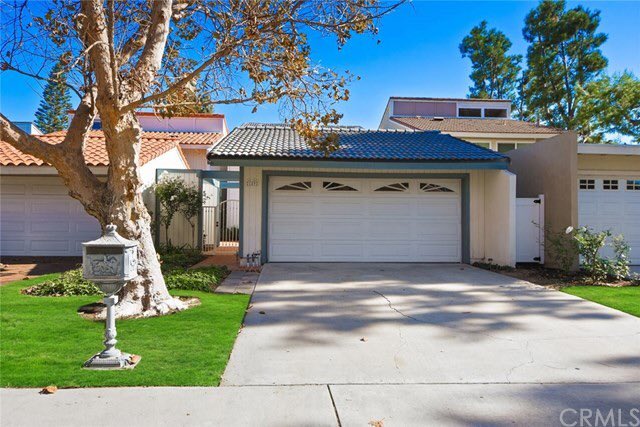 KellyWFarris's tweet photo. Hosting an Open House today! 12:00-4:00 Check out this home @realtordotcom https://t.co/TclYNus47r https://t.co/GFsPsaVX3p