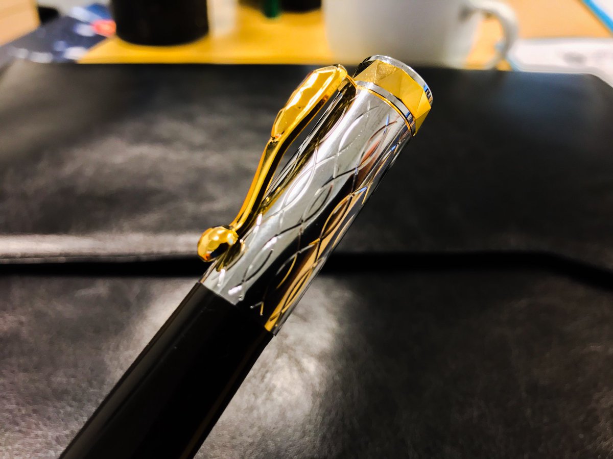 CScriptWorks's tweet image. Conquer the day with this distinctly unique classic fountain pen. Finished in 24k gold, chrome and ebony. Sleek, solid, minimal yet powerful.
Precision, German  engineered iridium tip makes this pen a pleasure to write with. #Edmonton #YEG #Love #photooftheday #YEGBusiness