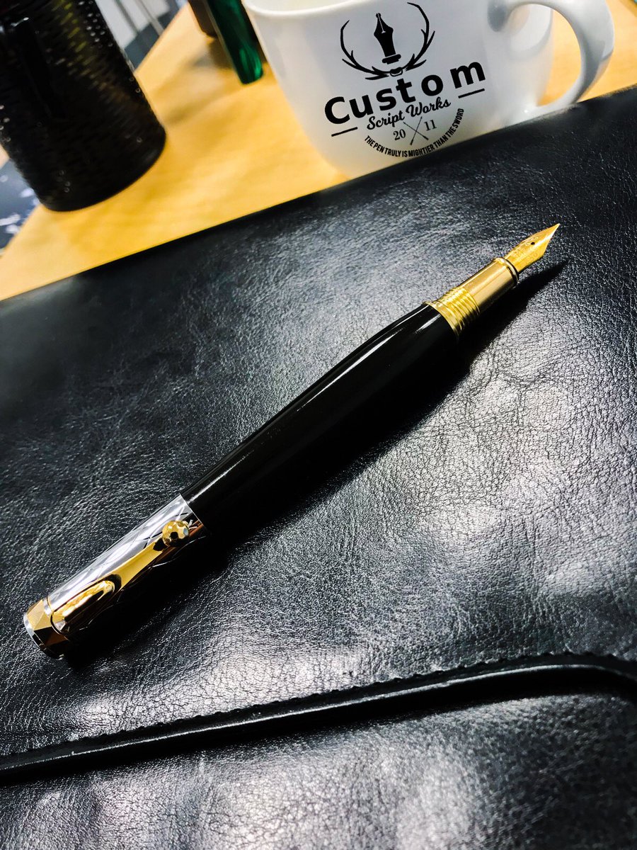 CScriptWorks's tweet image. Conquer the day with this distinctly unique classic fountain pen. Finished in 24k gold, chrome and ebony. Sleek, solid, minimal yet powerful.
Precision, German  engineered iridium tip makes this pen a pleasure to write with. #Edmonton #YEG #Love #photooftheday #YEGBusiness