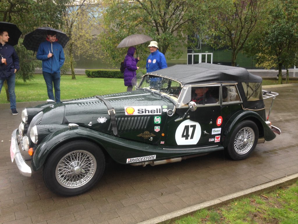 HARROW_h's tweet photo. @atilabeltza @seelser @terry_jb Hoy en Bilbao salida #RALLYESTONE cerca de 50 coches clásicos https://t.co/dcsTflXex3 https://t.co/hhVPrVt8gb