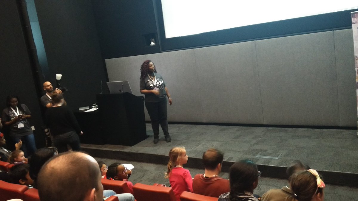 goobric's tweet image. It is presentation time! Judges are scrutinizing. No pressure! @Stemettes @PlayCraftLearn #hackerthon hosted by @Microsoft HQ