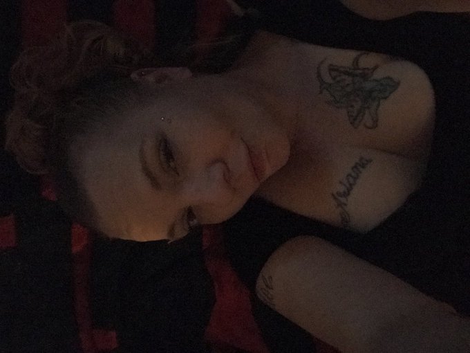 I'm online right now on skyprivate (live skype show).https://t.co/6VKqIH01jP Please RT. thanks! #camgirl<a href="/tag/camgirl"class="tags"><span>#camgirl</span></a>