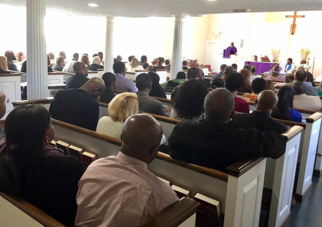 STANDWITHCONGO's tweet photo. Let us see what can be done to end these injustices, to see what can be done for #Congo. Congolese, you have people from #Kenya, #Ghana, #USA standing with you. Congo will be restored. 
- Rev. Peter Gachira at Congo Solidarity Service
#StandWithCongo #DRC #RDC https://t.co/oU6azee0Ur