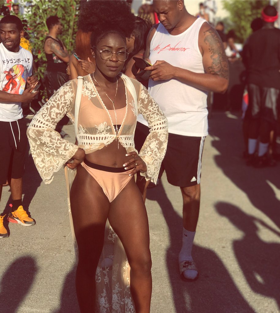 Lolo_bihh's tweet image. #2kPoolParty