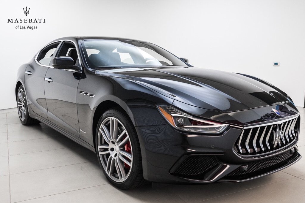 HarleyKovalick's tweet photo. A Maserati Ghibli S Q4 Gransport would be my dream car when I am older. It is a luxury car and the smooth drive would make any long drive painless. A Maserati has a lot of room as well. https://t.co/Svva7VUuwx