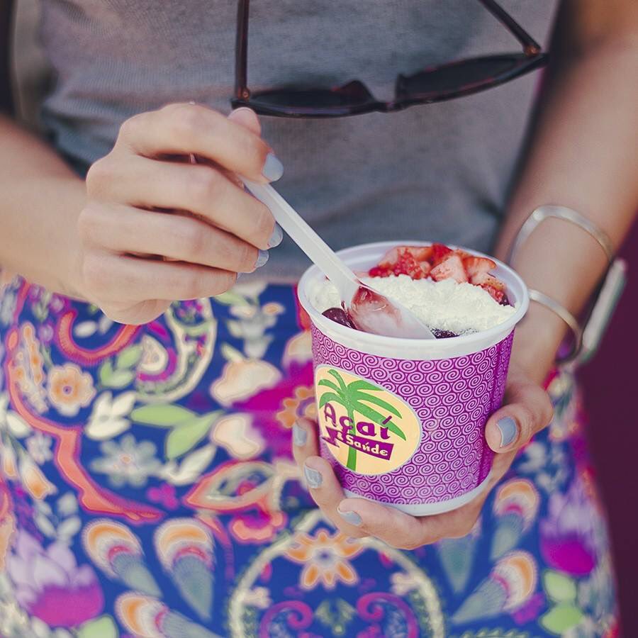 acaisaude's tweet photo. Final de semana com açaí, morango e leite em pó...
 é um finde feliz! 
Já provou? Vem!💜
😋😋😋😛👅💦😜
#viciadosemaçaí #amoaçaí #loucosporaçaí #açaílovers #acaisaude #omelhor
📍#feiradesantana #praiadoforte #vilas #shoppingparalela #salvadorshopping #itaigara https://t.co/83Vm4XZ760