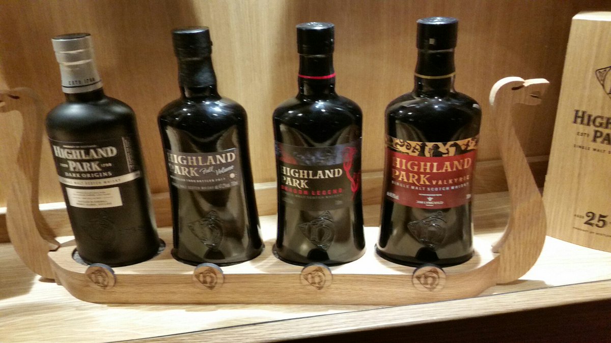 agmjoiner's tweet photo. Few bits and pieces I've done recently , couple of clocks , personalised toyboxes and a longship style bottle holder for highland park whisky https://t.co/BKqiRdCf69