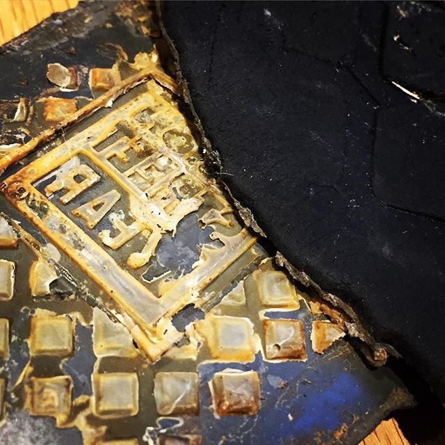 2controversial's tweet image. Downhill can be sole destroying. New brakes for the summer season! 
#longboarding #downhillskateboarding #ridersfly #visionstreetwear