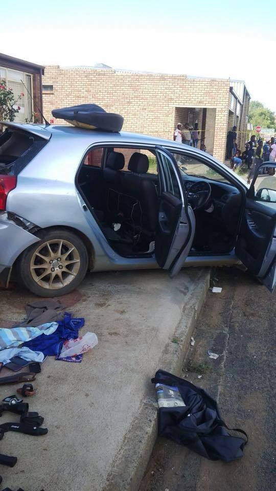 LeRouxNel's tweet photo. Another white farmer murdered on his farm near Memel in South Africa (Mandelatopia). His wife survived the attack but is in critical condition fighting for her life. Thanks to the local community who caught the bastards and recovered the stolen guns. https://t.co/sWLbzJKnsd