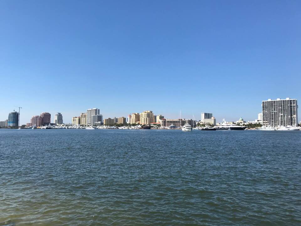 ChartMagazine's tweet photo. @ChartMagazine @ChartPalmBeach Productive week 10 significant #events Now #selfcare #SundayMorning #sundayfun on the #bike trail overlooking set up @HMYYachts @pbboatShow @boatint @SelectYachts Palm Beach International Boat Show #boatingdreams #yachting #LuxuryTravel #writerslife https://t.co/Nau1uU41gm