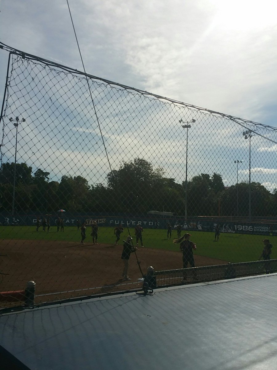 LesleyScottEDU's tweet photo. Watching @OU_Softball while on vacation in California even though I live in Norman. Love watching my Sooners https://t.co/iBH99wn98E