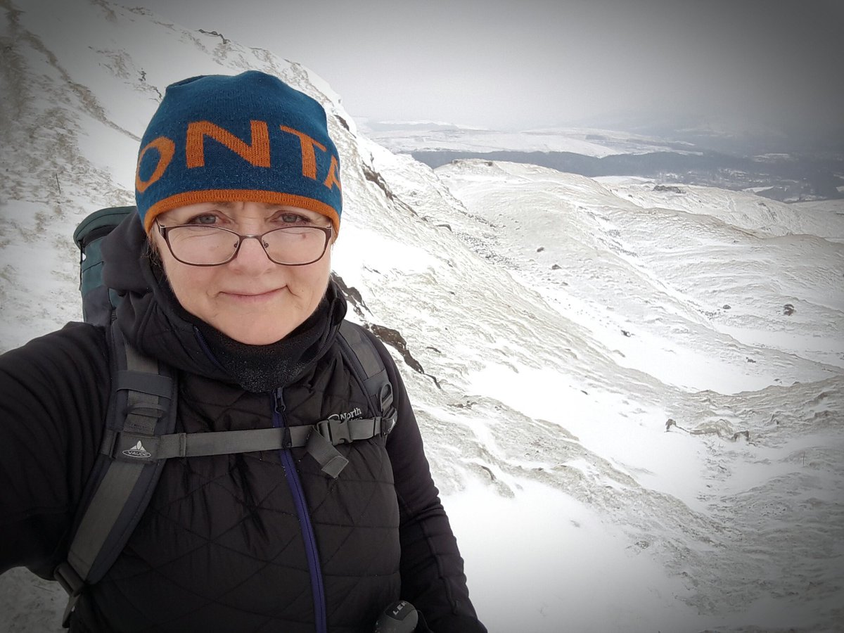 GayleMarsh14's tweet photo. Today's planned walk had to be cancelled due to the weather! Lucky for me I have this on my doorstep. Bagged 9 miles today #HenrhydWaterfall #Cribarth #SleepingGiant #BreconBeacons #Walking #Wales https://t.co/k3E51D7qUO