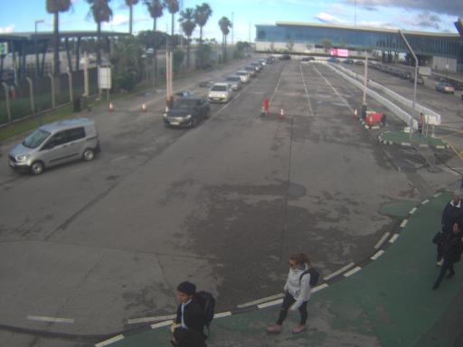 gibraltarbord's tweet photo. OUT - 3 Minutes @ 17:48 pm #GibFrontier. Image taken @ 17:47 pm https://t.co/Kz3gm9kuAe