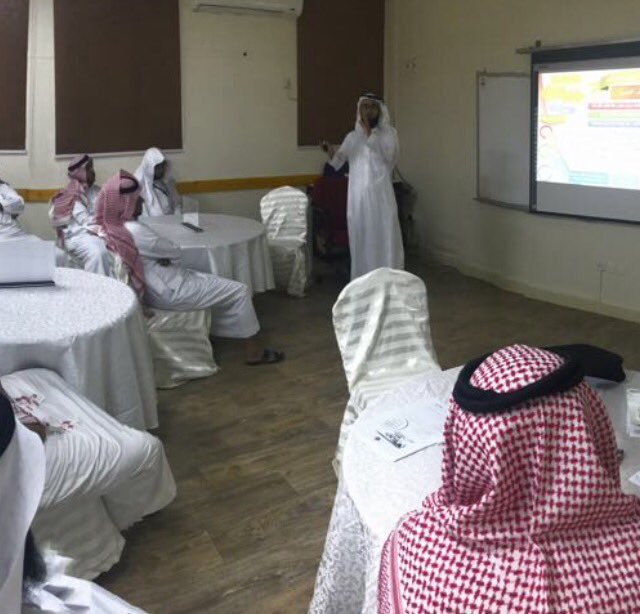 mawkalid's tweet photo. #تعليم_ينبع نفذت شعبة التربية الإسلامية ورشة تربوية بعنوان (خبراء تدريس مقرر القرآن الكريم ). تهدف الورشة  لتكوين خبراء  في تدريس القرآن الكريم  ضمن مجتمعات التعلم المهنية . حضر الورشة ( 10 ) من معلمي التربية الإسلامية ، ونفذها مشرفو التربية الإسلامية . https://t.co/00mD1AqCKr