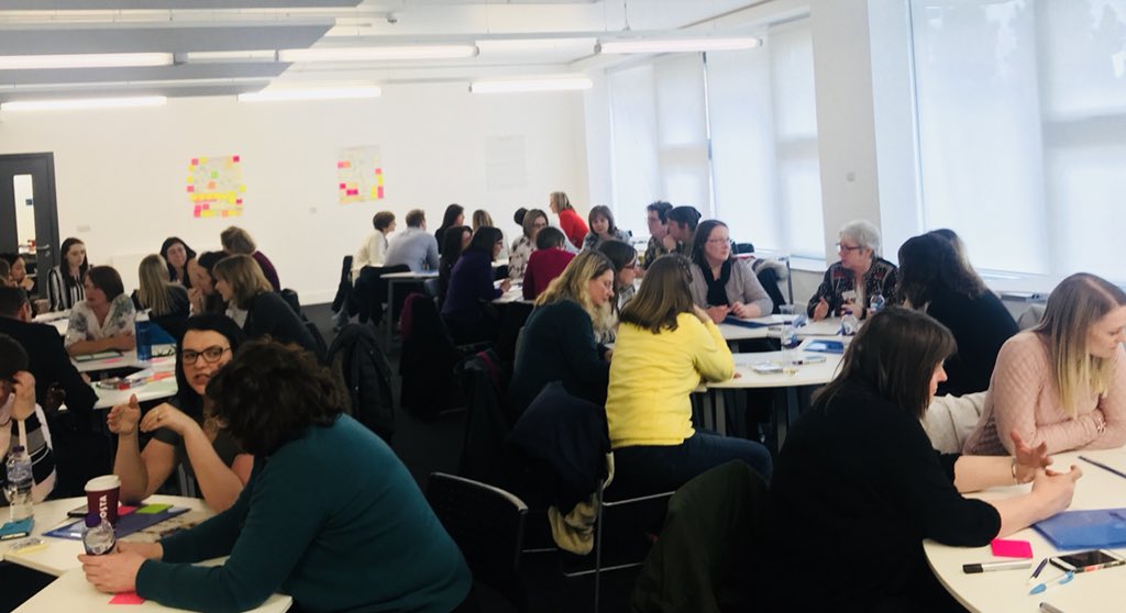 alisonstrath's tweet photo. Well done to David Pfleger & pharmacy colleagues in @NHSGrampian for engaging so enthusiastically with my workshop on the pharmacotherapy service #grampharm #inspiring #pharmacy #futureofpharmacy https://t.co/2ElRGWG89C