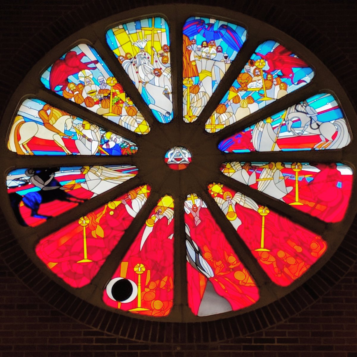 terrykearns's tweet photo. Revelation of St John rose window. Starting #phoenixfiles tour of wow #midcenturymodern os @saintannesatl #stainedglassatl #stainedglass https://t.co/jupqqk2khq