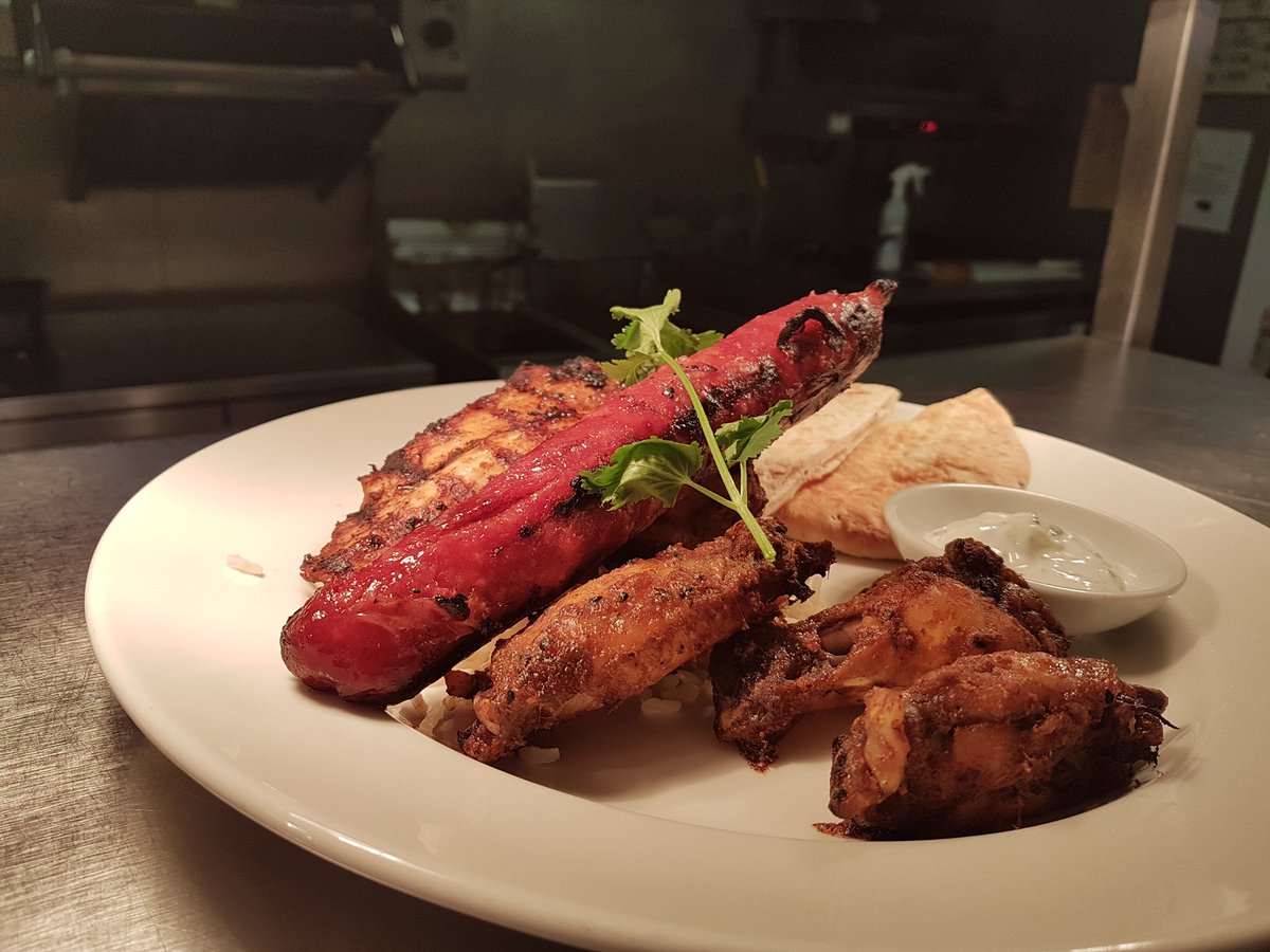 New menu going down well at The Smugglers. 🍽🍽