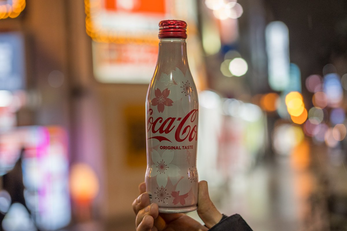 LL_behind's tweet photo. The Leave London Behind rundown on 13 of the most interesting Sakura-themed goodies for sale in Japan in spring 2018. See the full list here https://t.co/fwtYTYEezU
#cokacola #SAKURA #Japan #leavelondonbehind #limitededition #Japantravel https://t.co/8cIGlXdD31