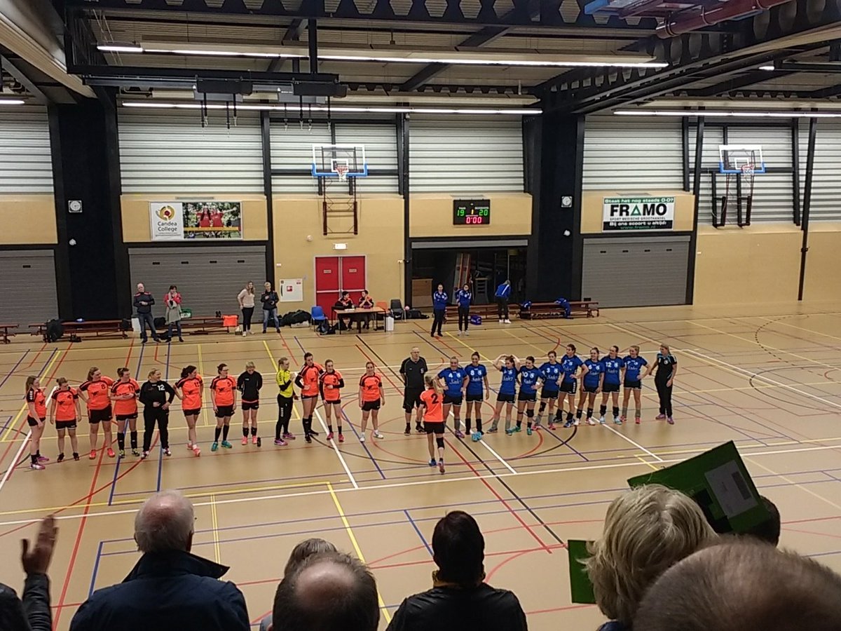 marco_ooy's tweet photo. Dames @OBWZEVENAAR kampioen https://t.co/P8TOyEU6oe