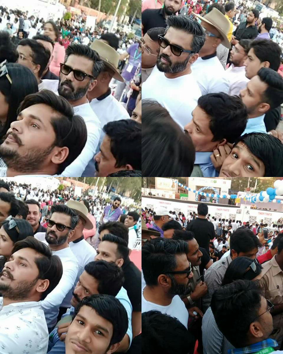 More pics of @SunielVShetty Sir during a Marathon today ..
#TecRush 
#RajITDay2018 
#RajasthanITDay