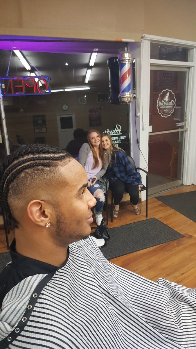 ClassiccutsCuts's tweet photo. https://t.co/fQgrT7EQTI