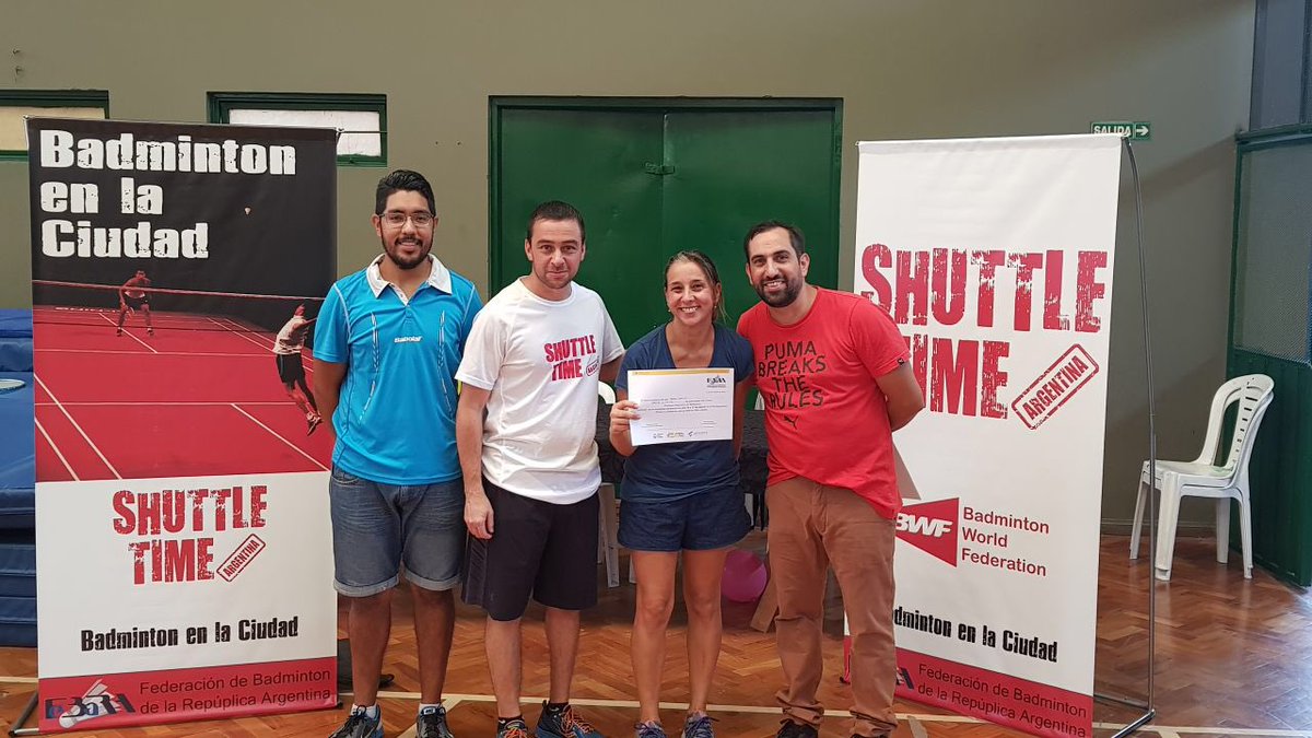 ShuttleTimeArg's tweet photo. CURSO DE PROMOTORDEPORTIVO EN #BADMINTON - #SHUTTLETIME https://t.co/NFEr8mEUhz